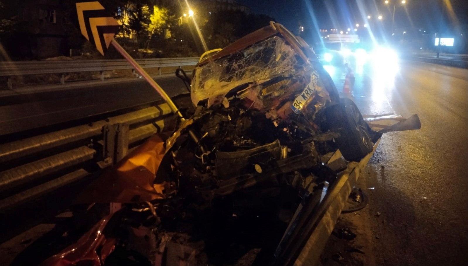 atasehirde makas atan surucu kazaya neden oldu qSA4hTJ6