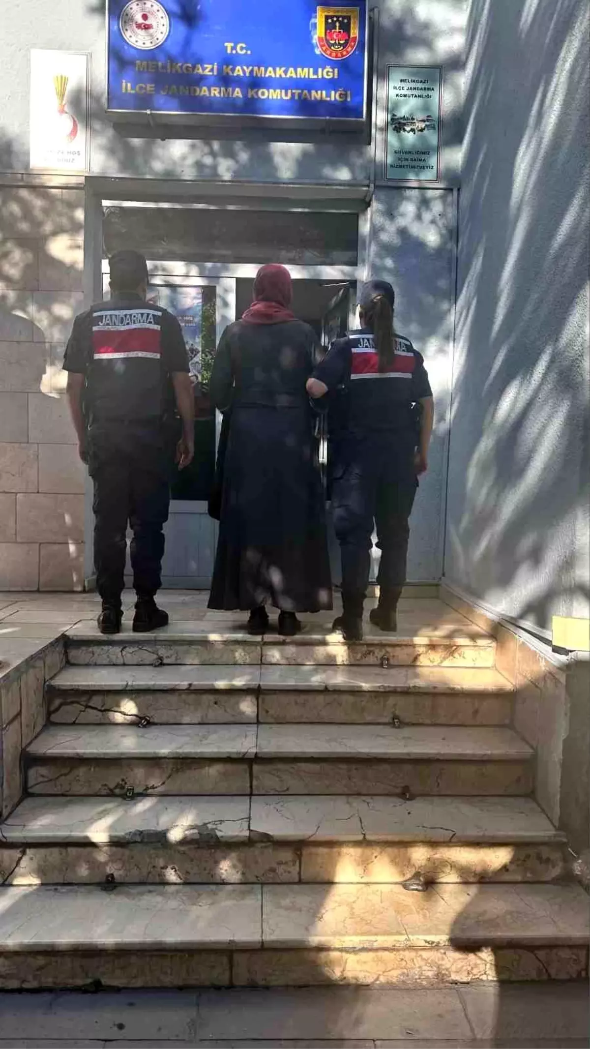 kayseride feto uyesi yakalandi f7J5HCYR