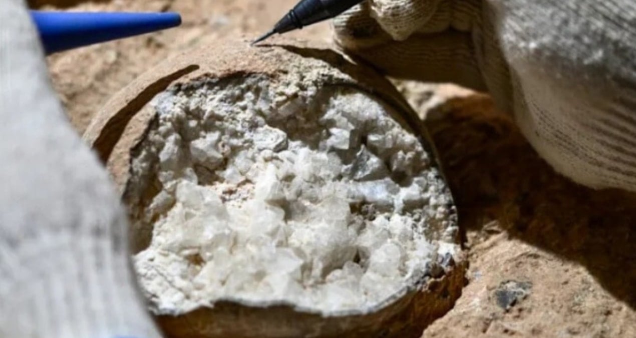 lazerle patlattilar 85 milyon yillik atomik saat aciga cikti bWZIA9Ay