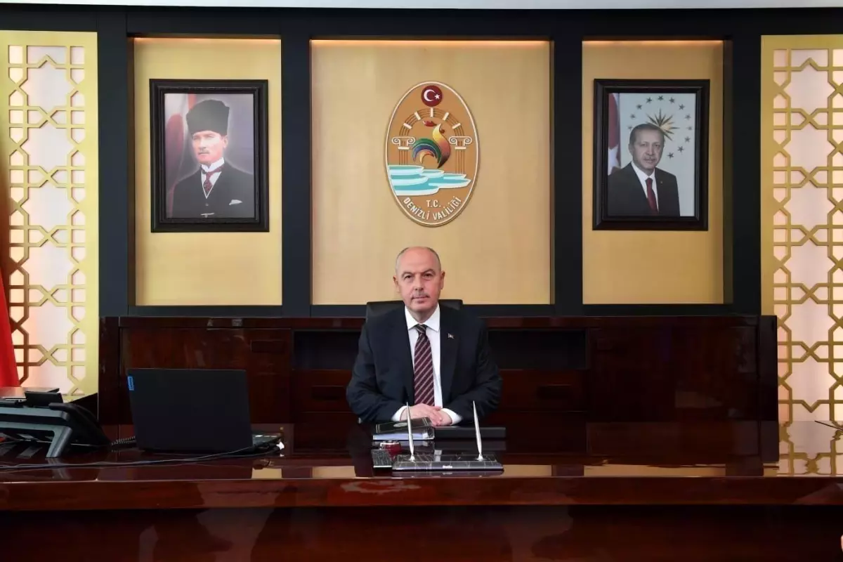 vali coskun gazilerimiz vatan sevgileriyle gelecek nesillere ornek olmustur sZjdlGbf