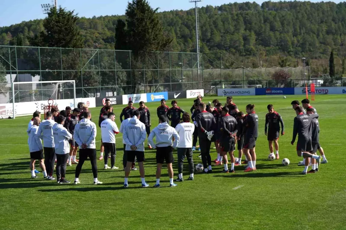 a milli futbol takimi gurcistan maci hazirliklarini tamamladi N5IstXLu.jpg