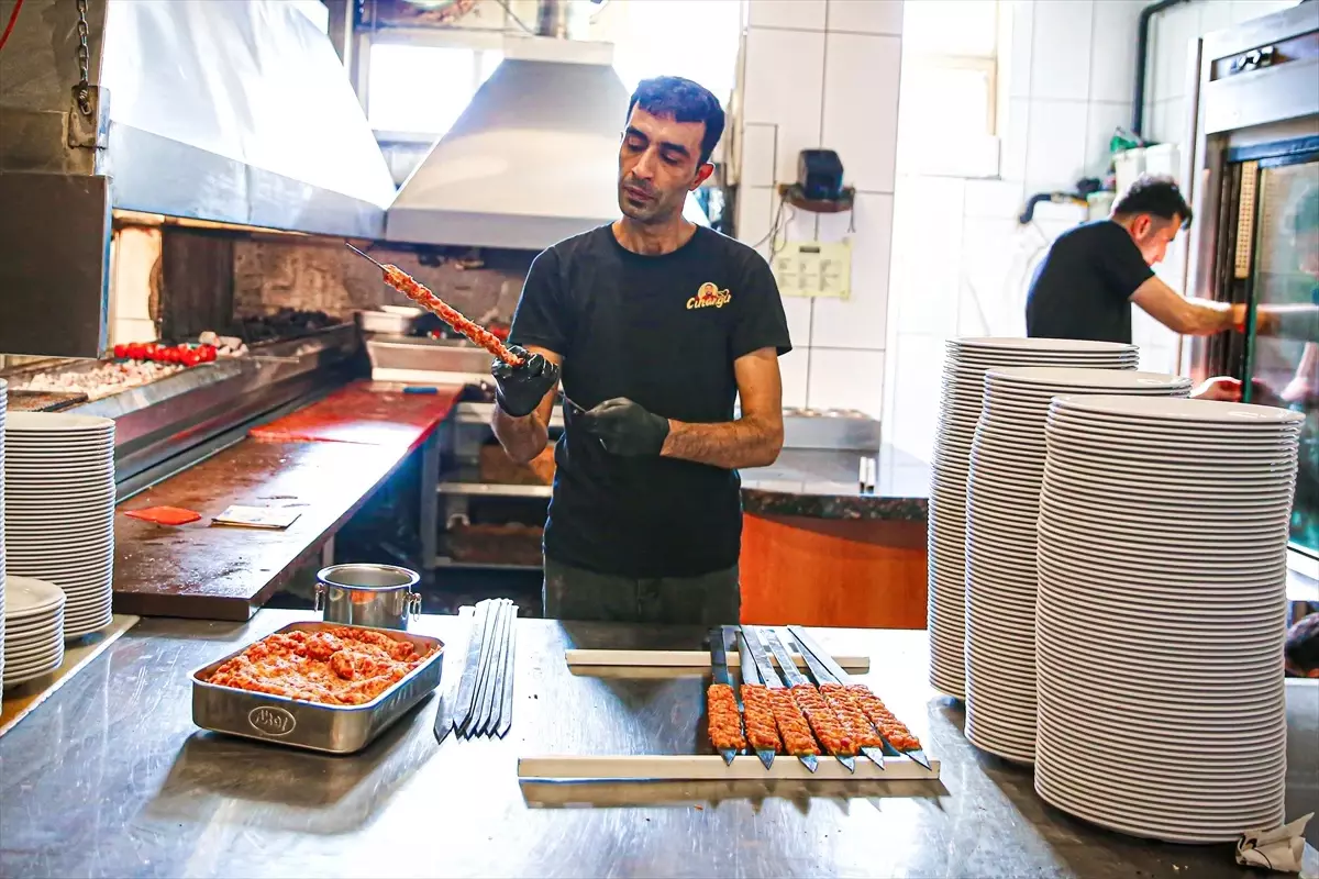 adanada 24 saat lezzet yolculugu zLNmzqPO