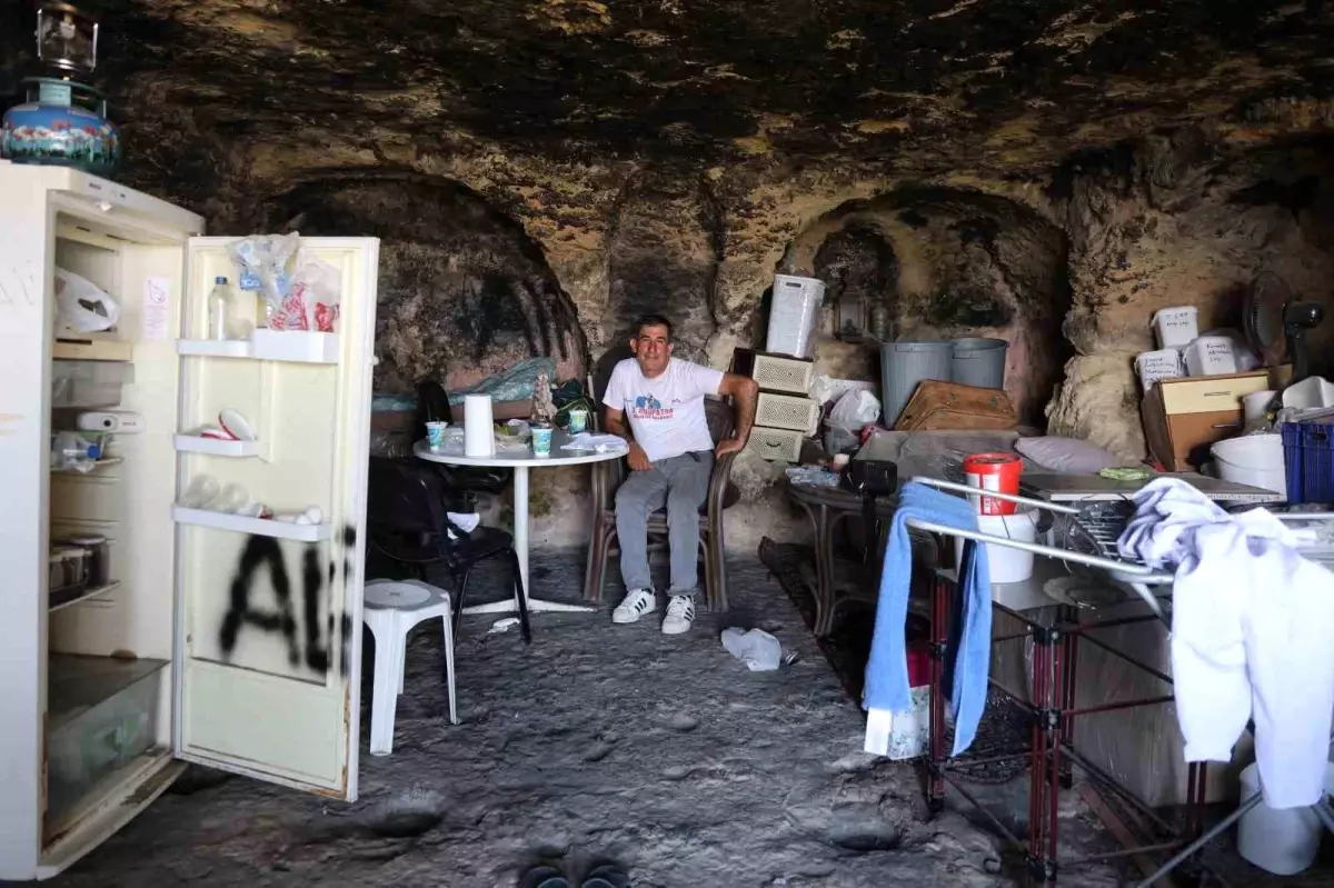 ali bozoglan magaradan ayriliyor huzuru buldugu yuva bosaltilacak OYGzs1yy.jpg