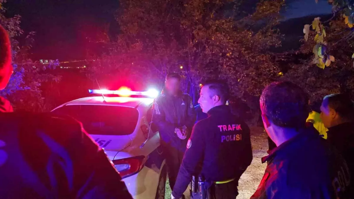 alkol influansli surucu polisi kovalamacaya tuttu ICQW6c1Z.jpg