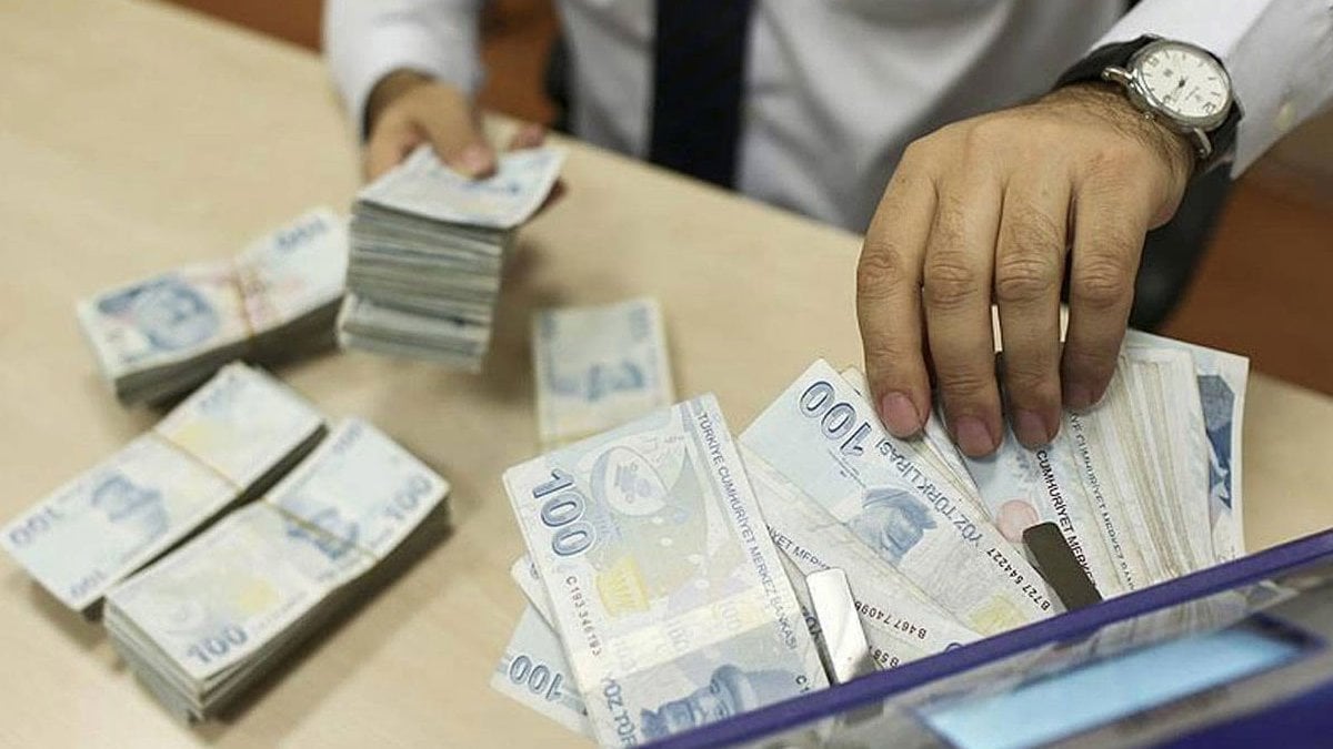 banka hesaplarindaki paranin en fazla arttigi il belli oldu son 10 yildaki artis dikkat cekti vXlunYhF