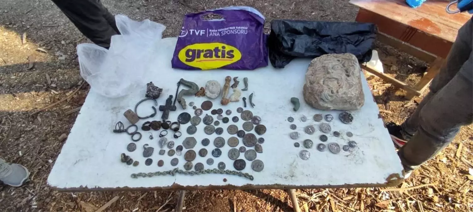 ceyhanda kacakciliga darbe 18 gozalti 71swO5TV.jpg