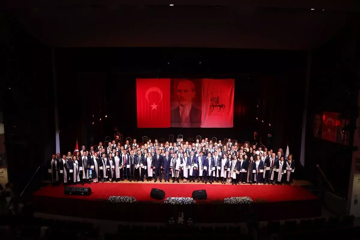 dokuz eylul universitesi 2025 2026 akademik yili acilis toreni gerceklesti OLm4CfDJ.jpg