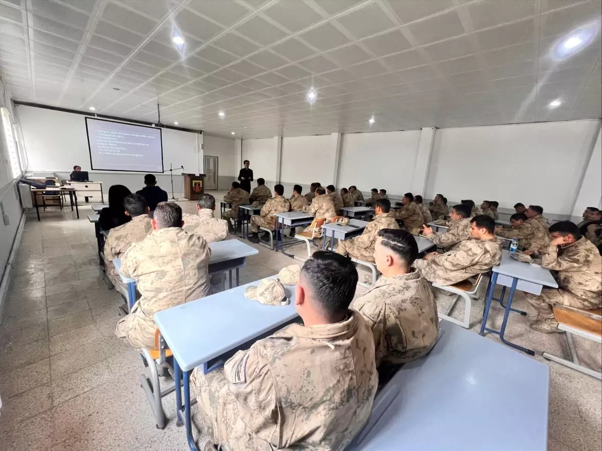 jandarma personeline aile egitim programi verildi 4Y1hV6AU.jpg