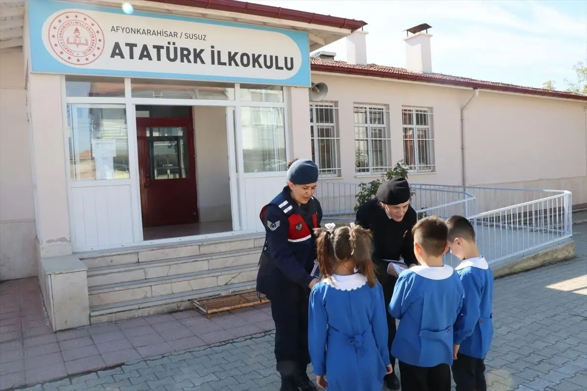 jandarmadan kades bilgilendirmesi w6BkIT5Y.jpg