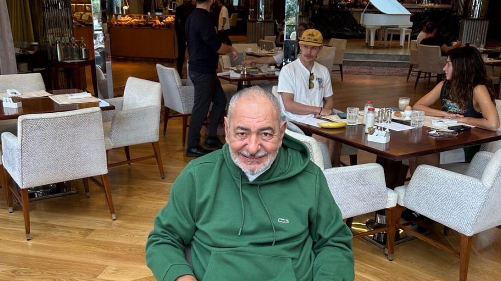 reha muhtar istanbul bogazina nazir yalisini satisa cikardi fiyati sosyal medyada gundem oldu HSBBO1l8