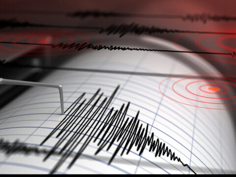 Afad duyurdu akdenizde 43 buyuklugunde deprem meydana geldi xTFLjEps