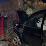 Bolu’da Yeni Akçakavak yolunda kabak yüklü traktörle pikap çarpıştı, 4 kişi yaralandı
